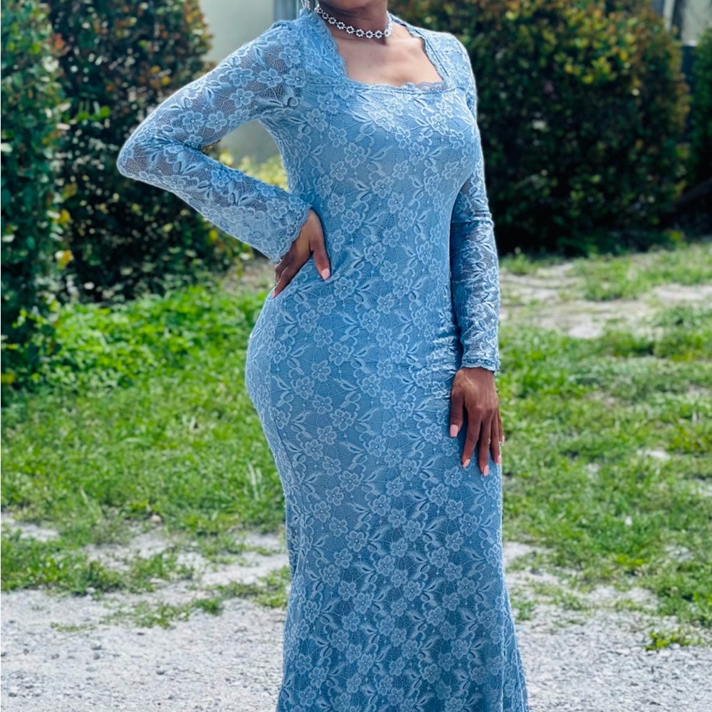 Elegant Blue Lace Dress